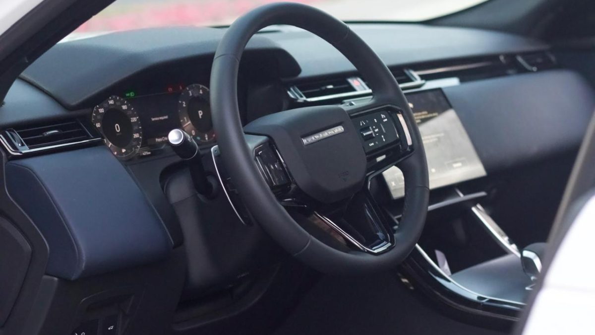 Range rover velar 2025