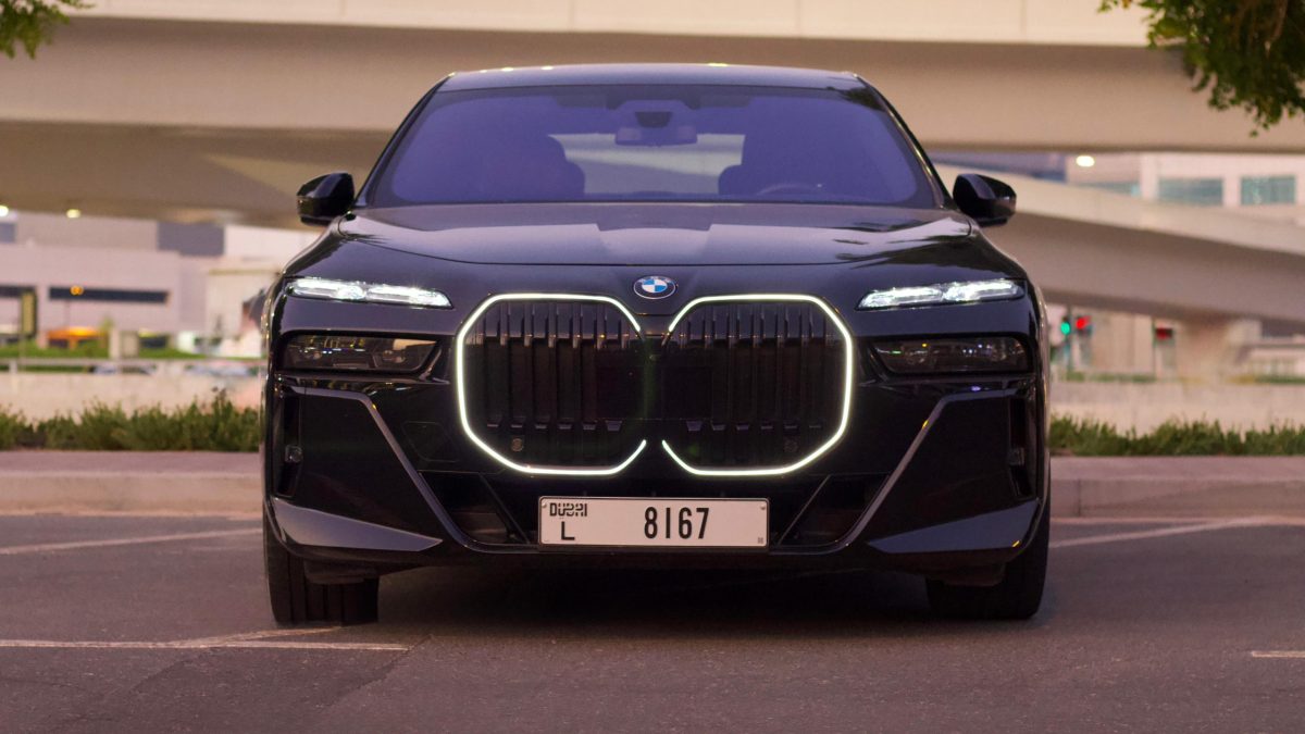 BMW 735i 2025