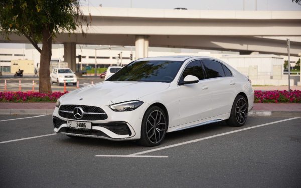 Mercedes-Benz C200