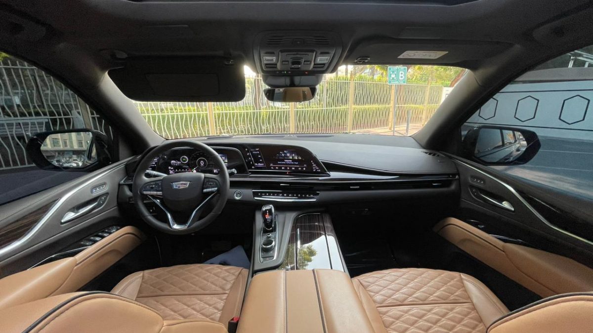 Cadillac Escalade VIP Black 2024