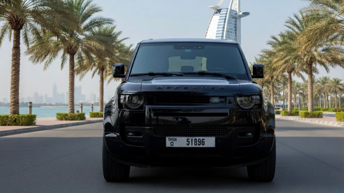 Range Rover defender 2025 Black