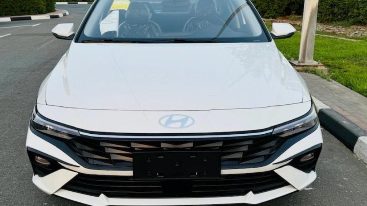 Hyundai Elantra 2025
