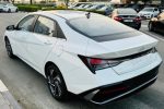 Hyundai Elantra 2025