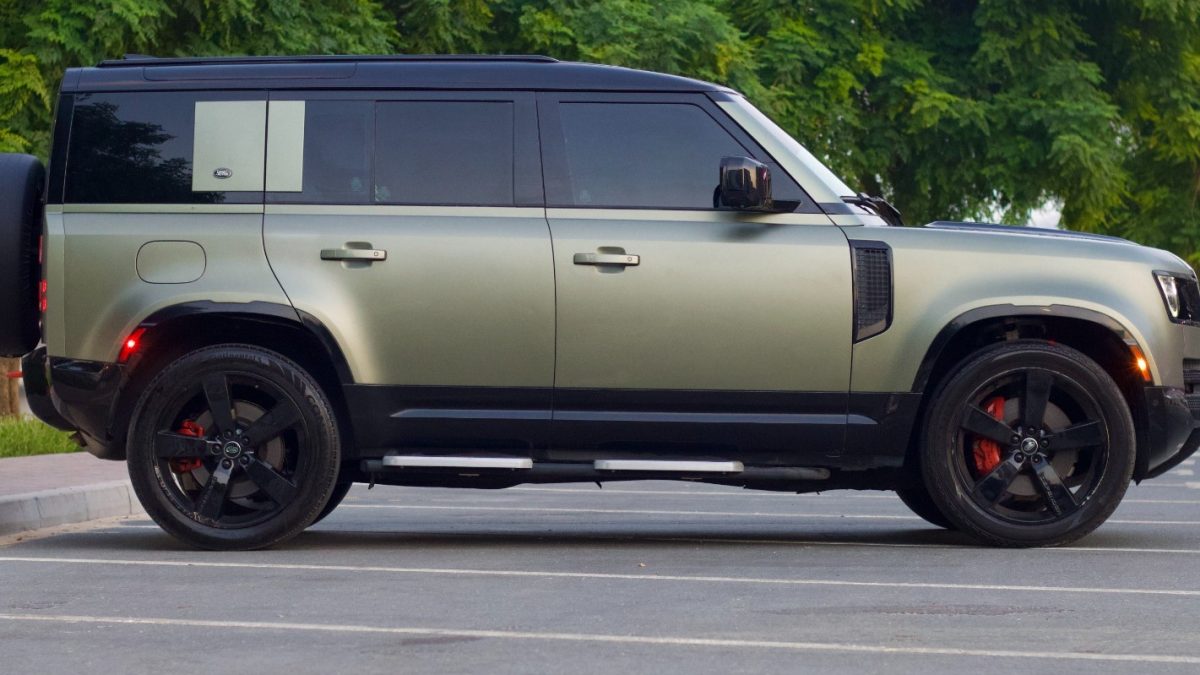Range Rover Defender