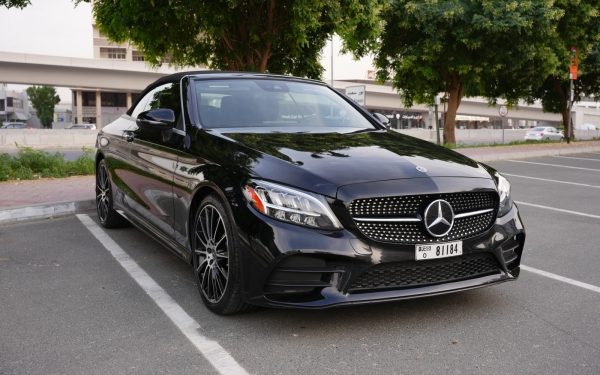 Mercedes-Benz C300 – Convertible
